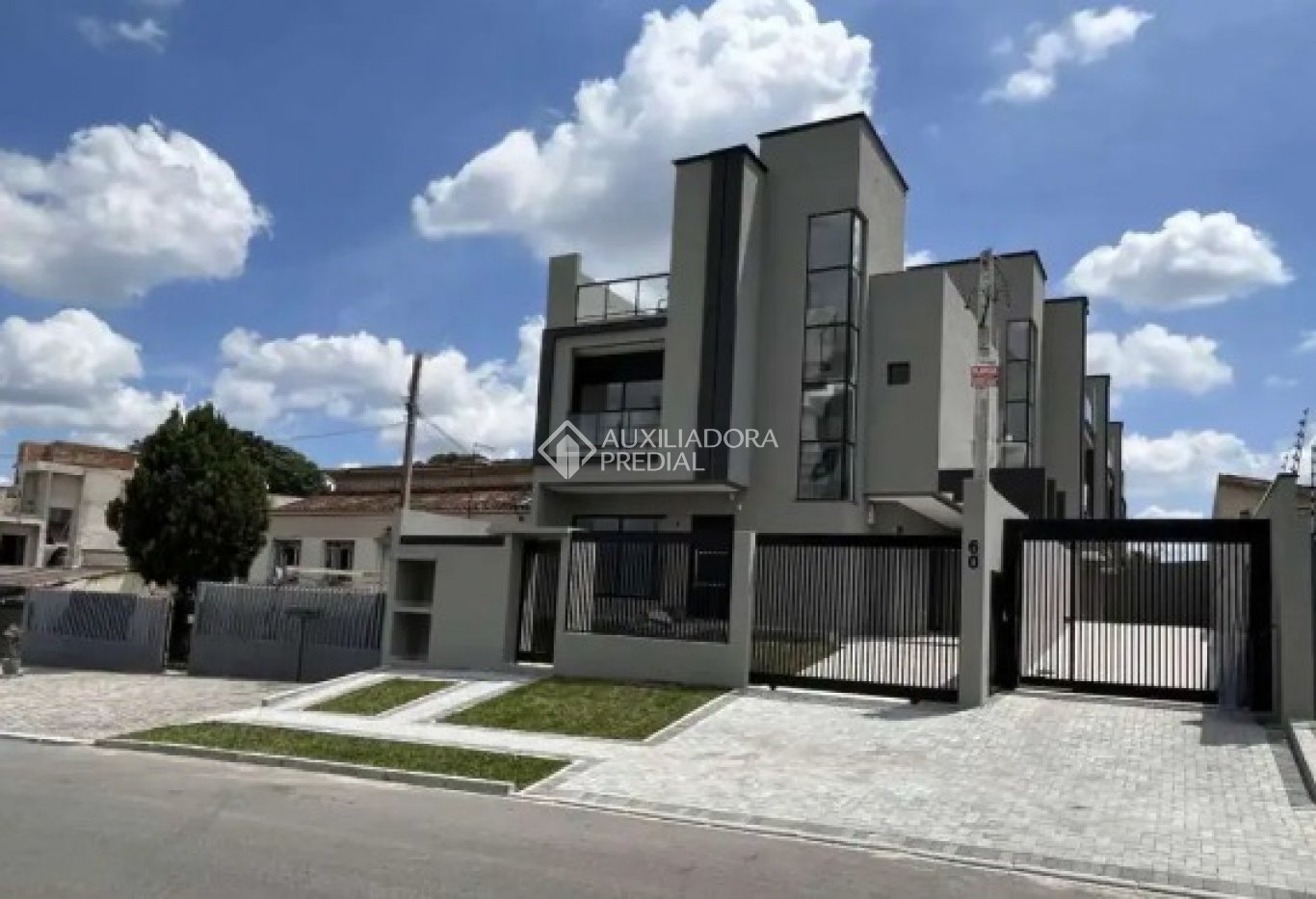 Sobrado Capão Raso Curitiba